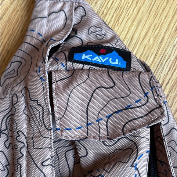 KAVU Rope Sling “Sea Map" pattern tan - Picture 2 of 4